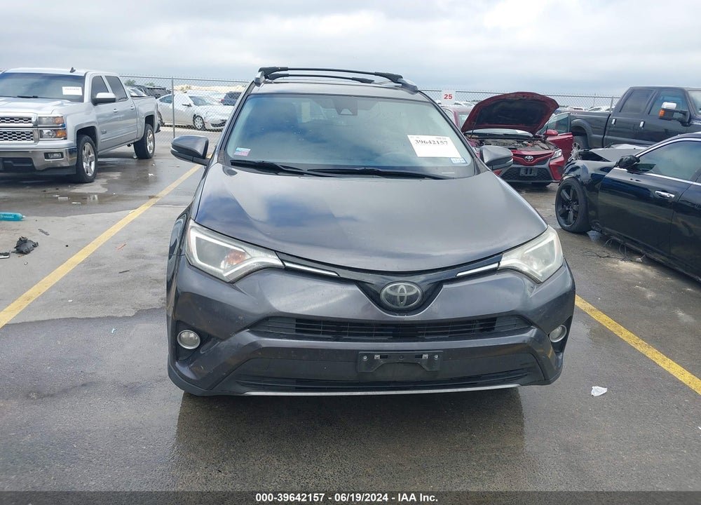 2018 TOYOTA RAV4 XLE VIN: JTMWFREV6JJ185667