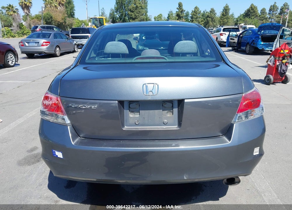 2008 HONDA ACCORD 2.4 LX-P VIN: 1HGCP264X8A116876