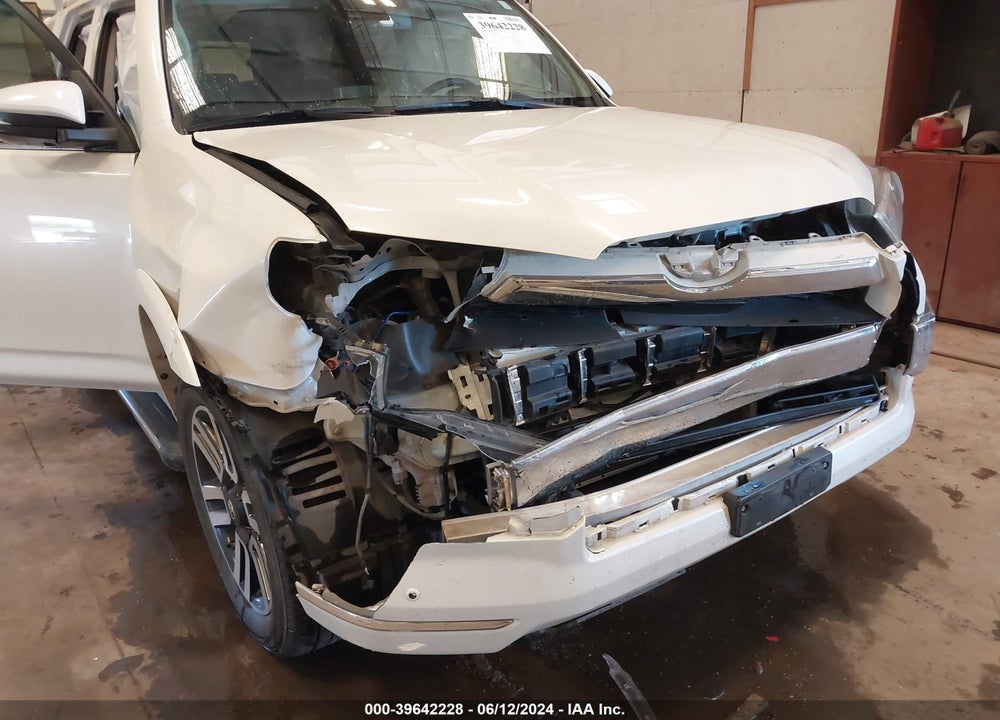 2020 TOYOTA 4RUNNER LIMITED VIN: JTEBU5JRXL5760270