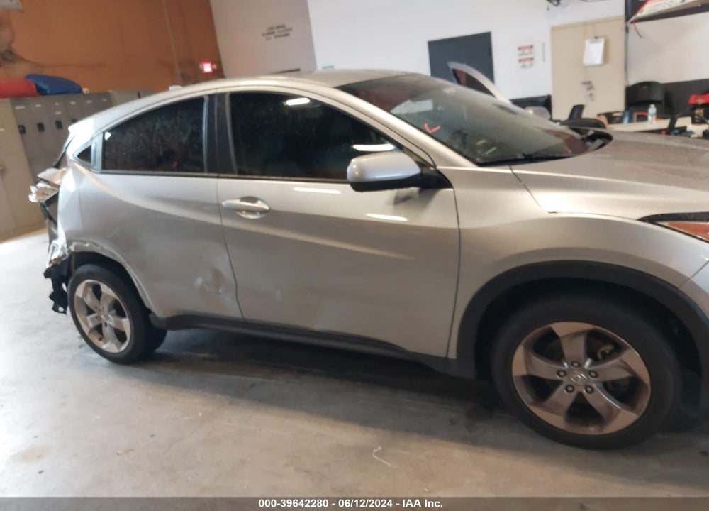 2019 HONDA HR-V LX VIN: 3CZRU6H34KG715921
