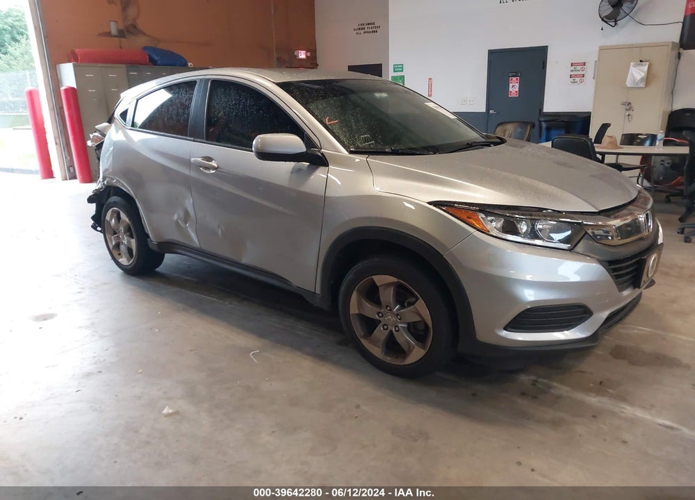 2019 HONDA HR-V LX VIN: 3CZRU6H34KG715921