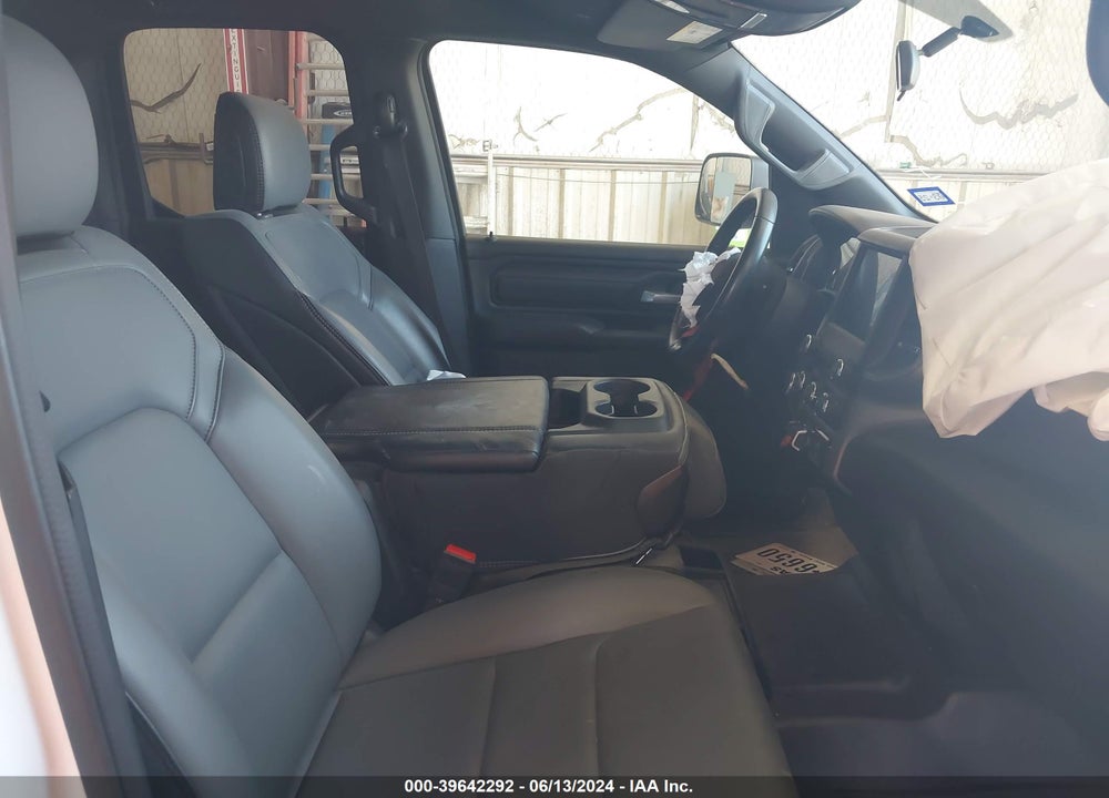 2023 RAM 1500 TRADESMAN QUAD CAB 4X4 6'4 BOX VIN: 1C6SRFCT7PN553563
