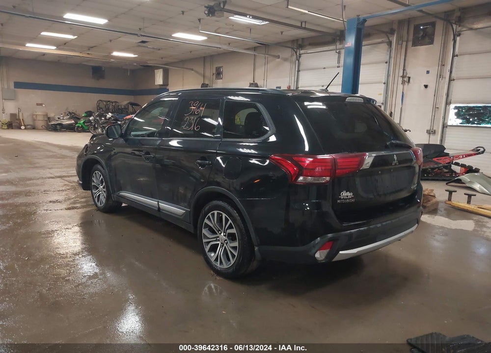 2016 MITSUBISHI OUTLANDER SEL VIN: JA4AZ3A33GZ061282