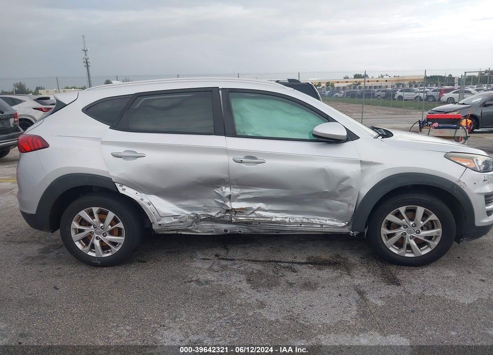 2019 HYUNDAI TUCSON VALUE VIN: KM8J33A46KU846882