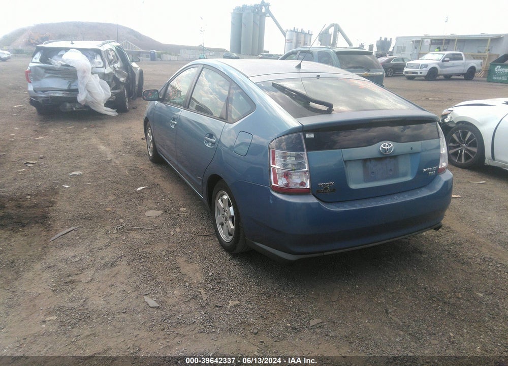 2005 TOYOTA PRIUS VIN: JTDKB20U353023716