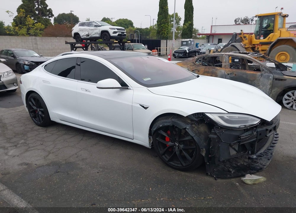 2018 TESLA MODEL S 100D/75D/P100D VIN: 5YJSA1E27JF285546