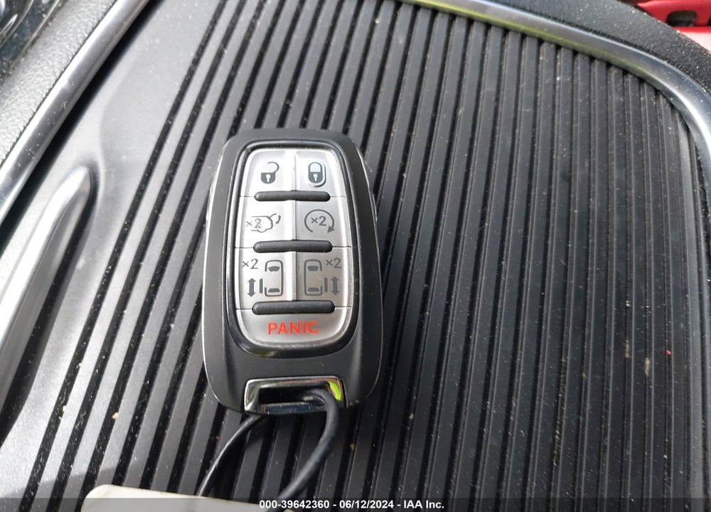 2023 CHRYSLER PACIFICA LIMITED VIN: 2C4RC1GGXPR573544