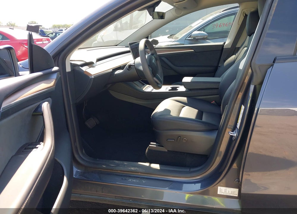 2023 TESLA MODEL Y RWD VIN: 7SAYGDED9PF956075