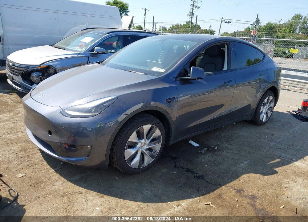 2023 TESLA MODEL Y RWD VIN: 7SAYGDED9PF956075