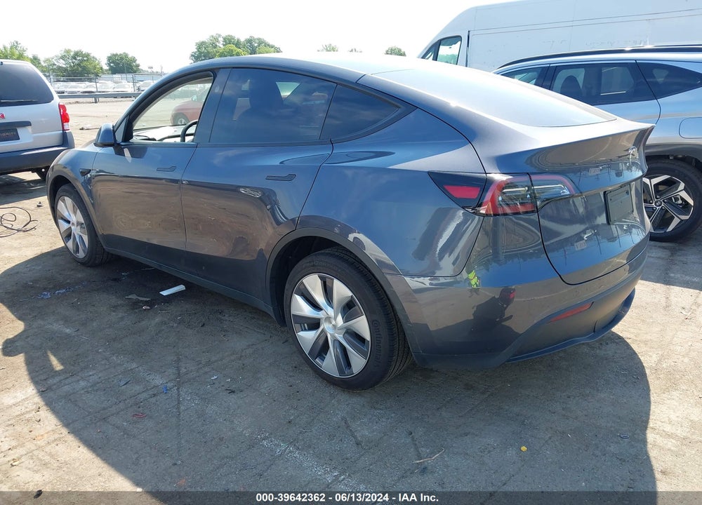 2023 TESLA MODEL Y RWD VIN: 7SAYGDED9PF956075