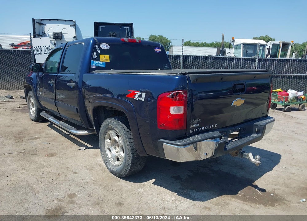 2009 CHEVROLET SILVERADO 1500 LT VIN: 3GCEK233X9G230672