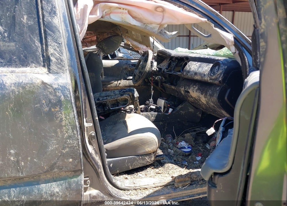 2019 TOYOTA TACOMA SR V6 VIN: 3TMCZ5AN0KM267777