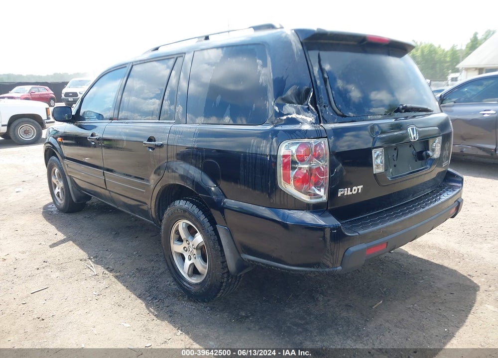 2006 HONDA PILOT EX-L VIN: 5FNYF187X6B028939