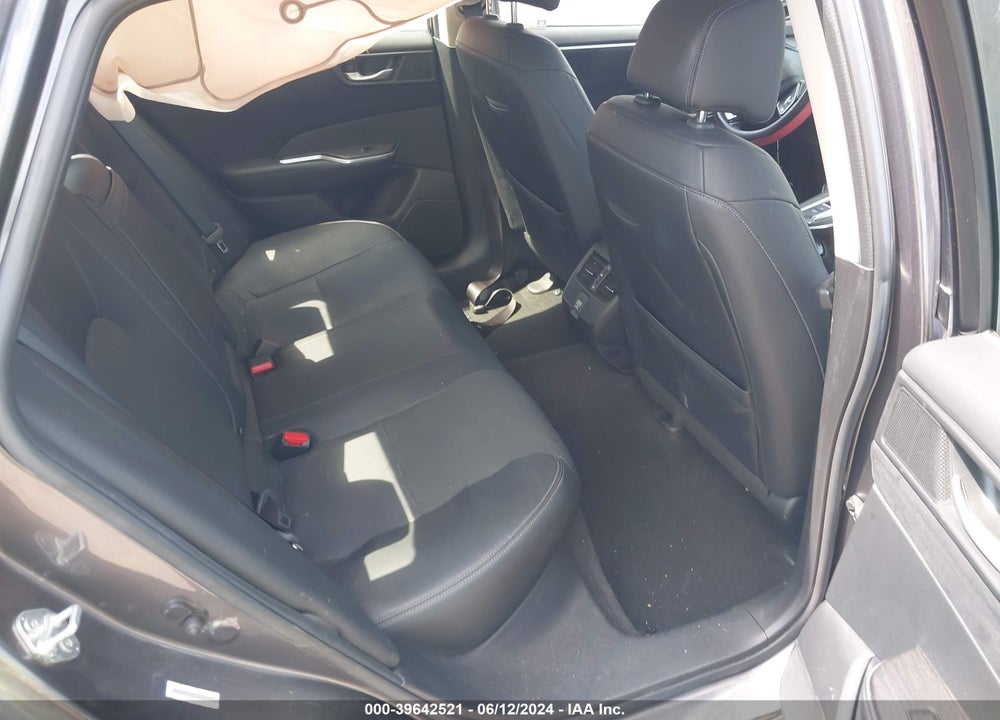 2018 HONDA CLARITY PLUG-IN HYBRID TOURING VIN: JHMZC5F38JC011842