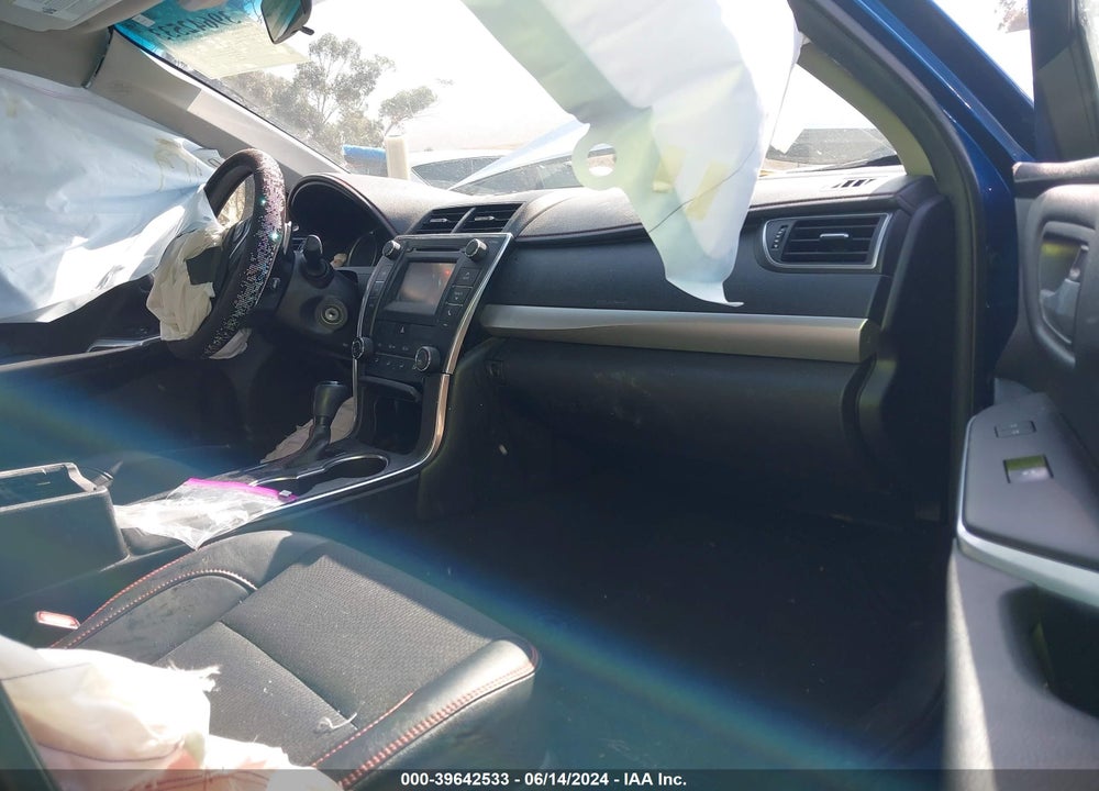 2017 TOYOTA CAMRY SE VIN: 4T1BF1FK8HU752440