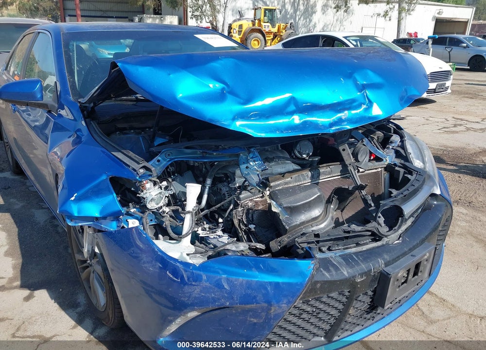 2017 TOYOTA CAMRY SE VIN: 4T1BF1FK8HU752440