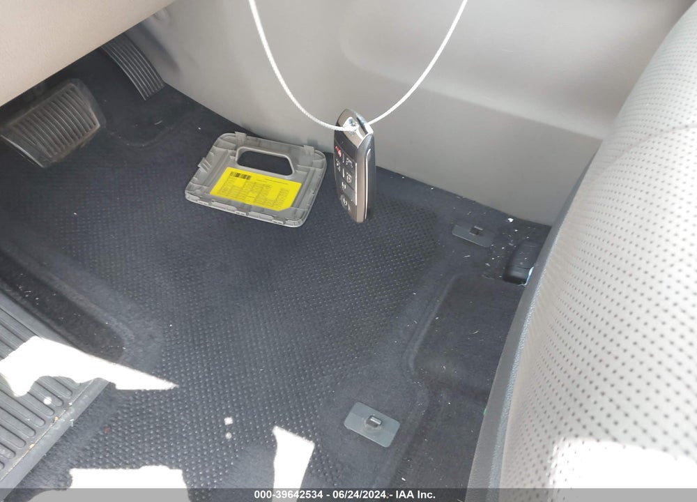 2015 KIA SEDONA EX VIN: KNDMC5C19F6047415