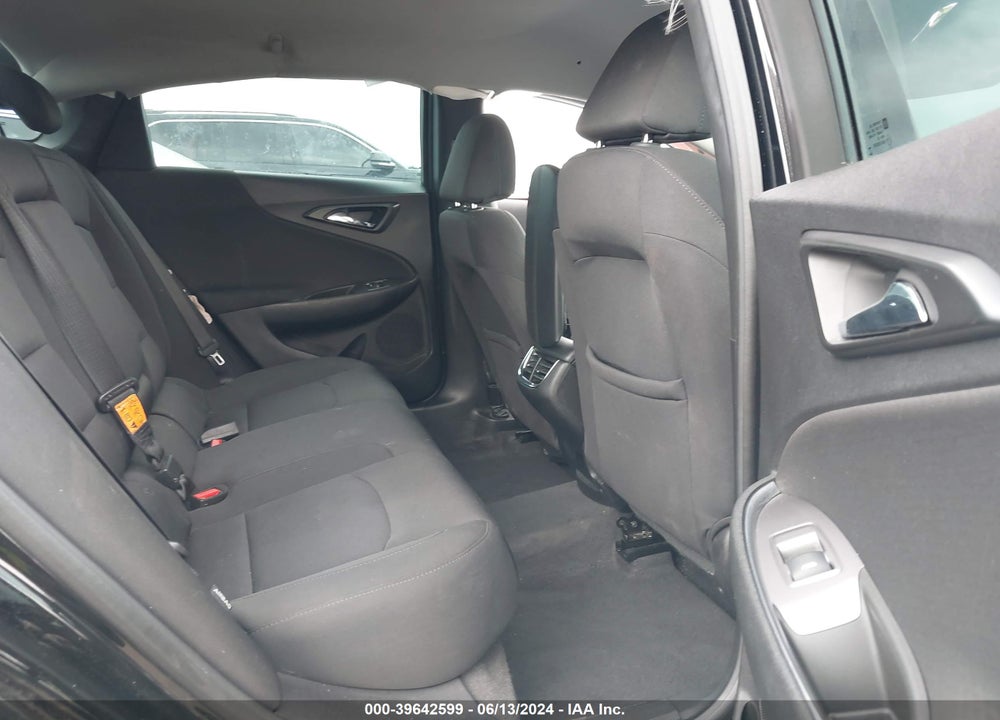 2019 CHEVROLET MALIBU LT VIN: 1G1ZD5ST5KF130753