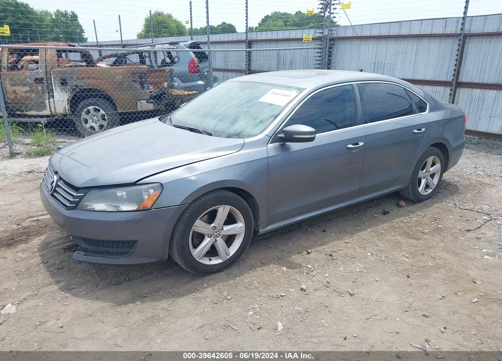 2013 VOLKSWAGEN PASSAT 2.5L SE VIN: 1VWBP7A35DC012460