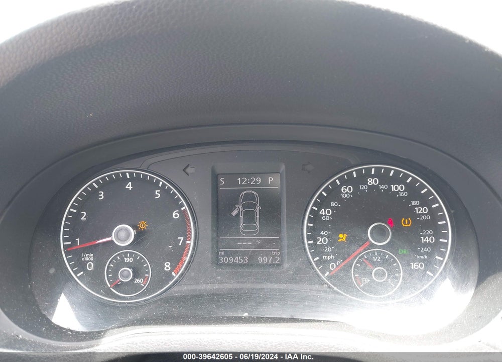 2013 VOLKSWAGEN PASSAT 2.5L SE VIN: 1VWBP7A35DC012460