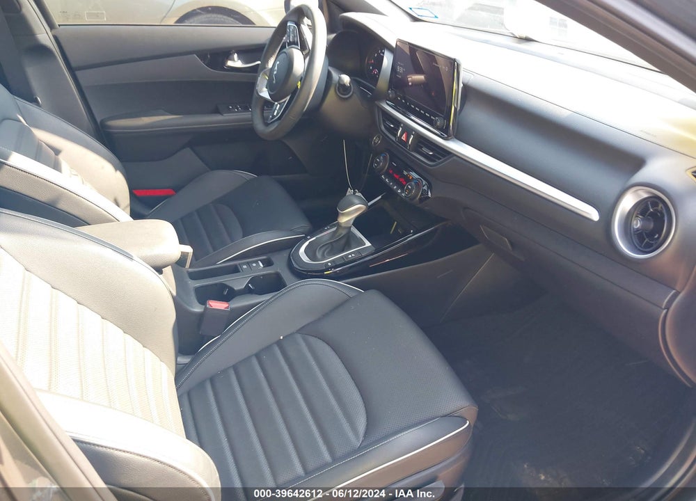 2023 KIA FORTE GT LINE VIN: 3KPF54AD8PE663340