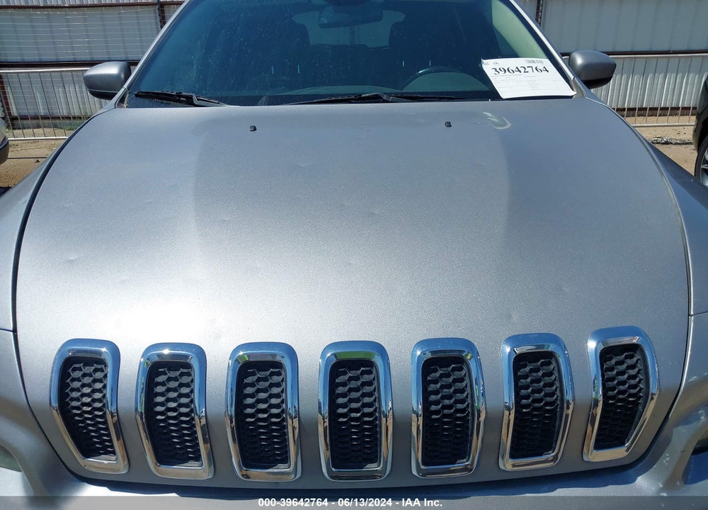 2016 JEEP CHEROKEE LATITUDE VIN: 1C4PJLCB8GW303268