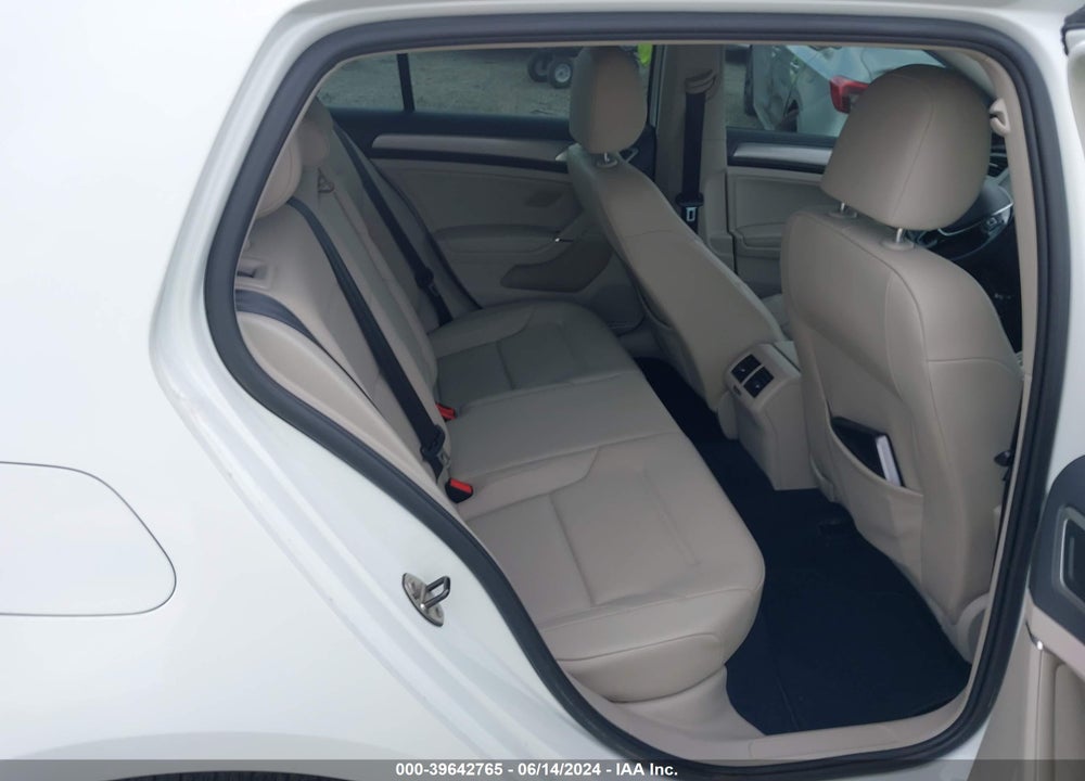 2017 VOLKSWAGEN GOLF VIN: 3VW217AU8HM001760