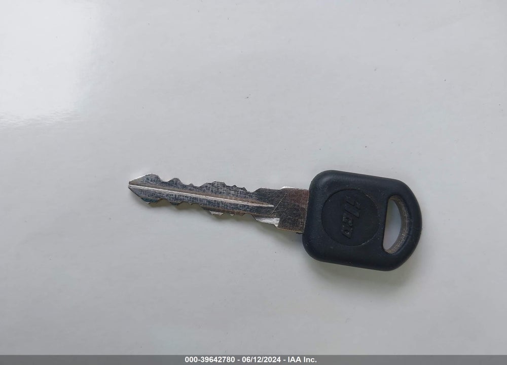 2005 SATURN RELAY FWD VIN: 5GZDV03L55D239860