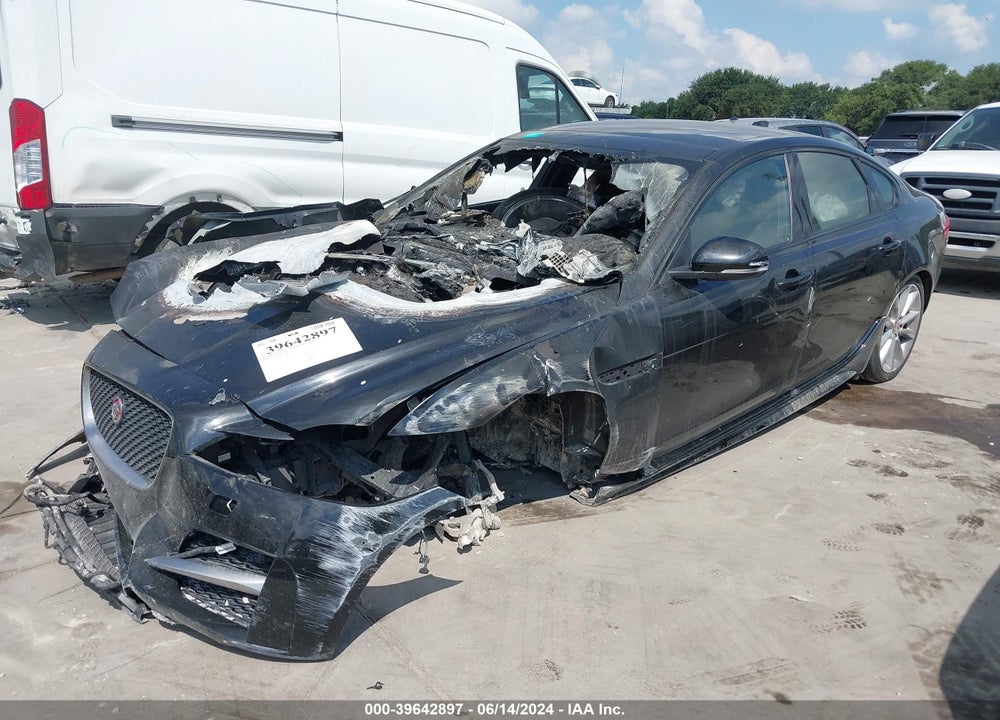 2016 JAGUAR XF 35T R-SPORT VIN: SAJBF4BV6GCY03736