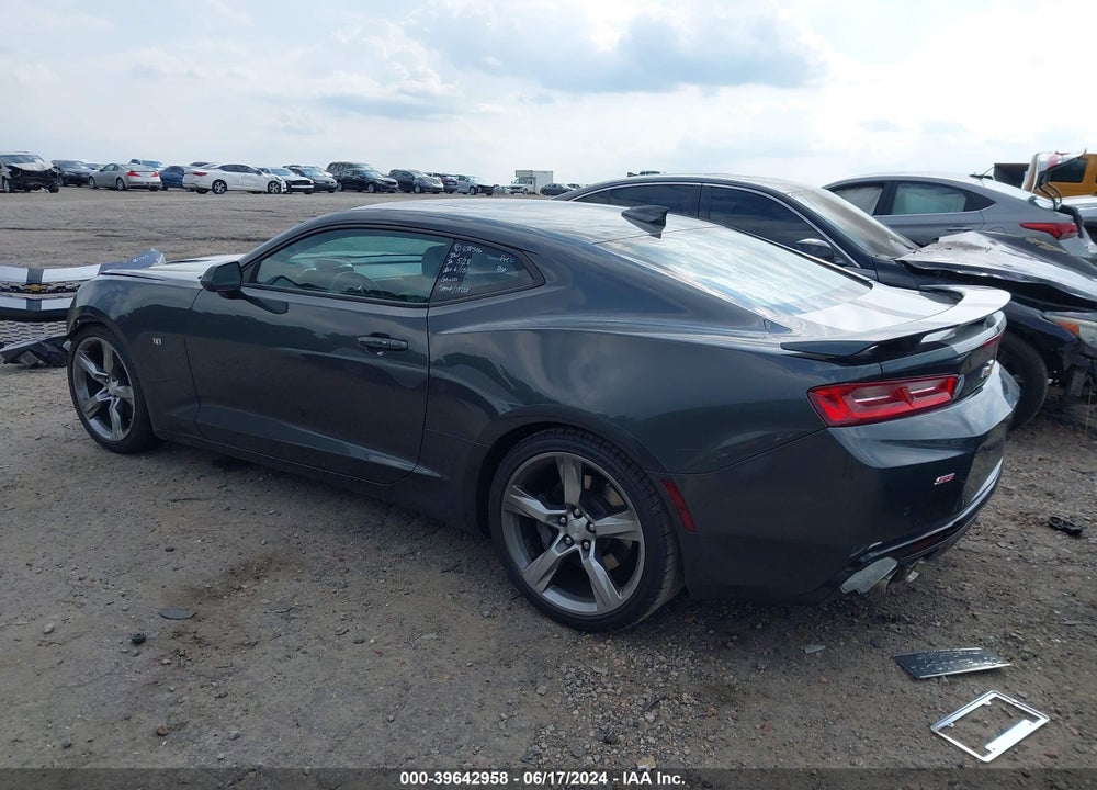 2017 CHEVROLET CAMARO 2SS VIN: 1G1FH1R72H0104227