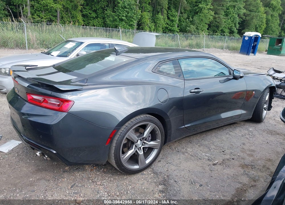 2017 CHEVROLET CAMARO 2SS VIN: 1G1FH1R72H0104227