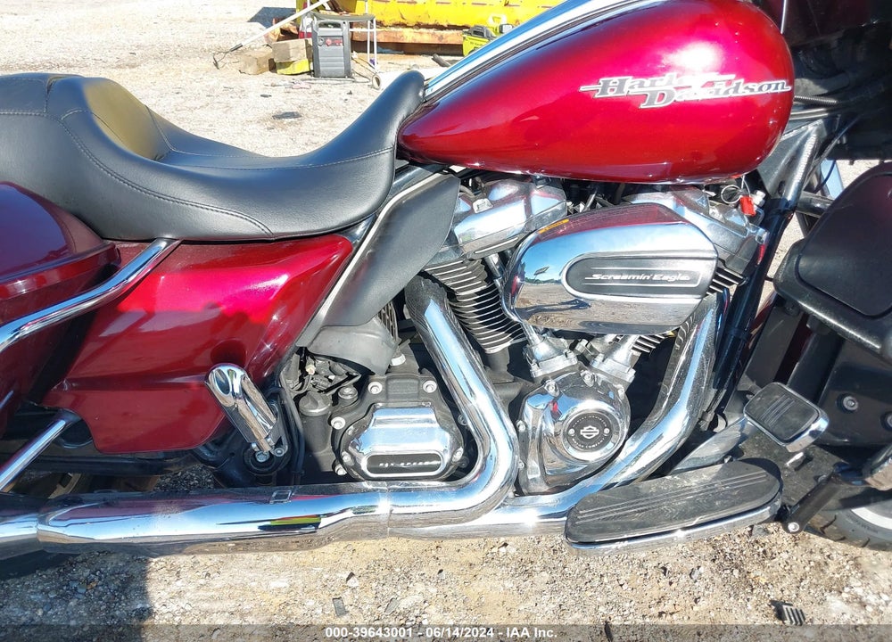 2017 HARLEY-DAVIDSON FLHXS STREET GLIDE SPECIAL VIN: 1HD1KRC15HB620610