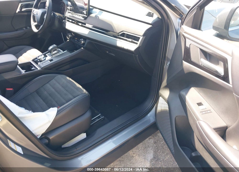 2024 MITSUBISHI OUTLANDER VIN: JA4J3VA81RZ004929