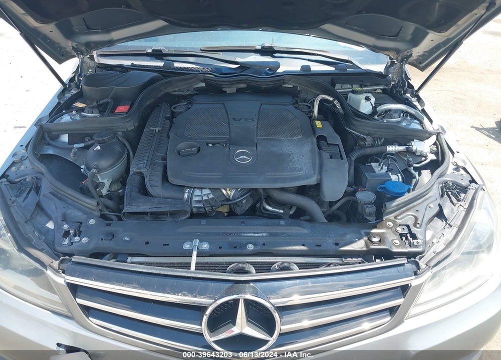 2014 MERCEDES-BENZ C 300 LUXURY 4MATIC/SPORT 4MATIC VIN: WDDGF8AB2EG181442