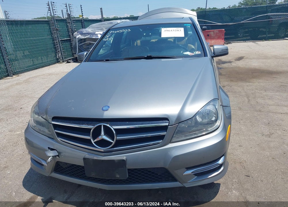 2014 MERCEDES-BENZ C 300 LUXURY 4MATIC/SPORT 4MATIC VIN: WDDGF8AB2EG181442