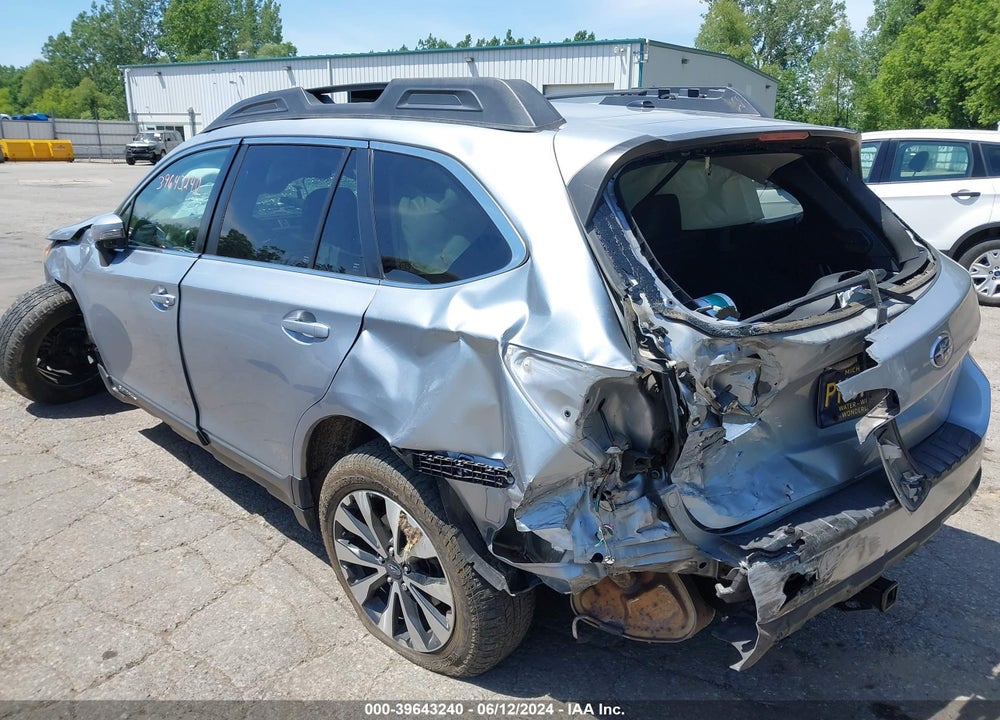 2015 SUBARU OUTBACK 2.5I LIMITED VIN: 4S4BSAJC7F3203813