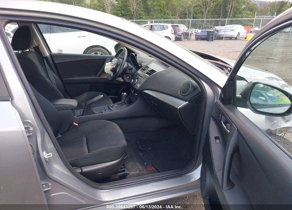 2012 MAZDA 3 I TOURING VIN: JM1BL1V89C1560957