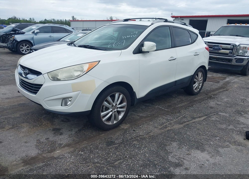 2013 HYUNDAI TUCSON LIMITED VIN: KM8JU3AC0DU656681