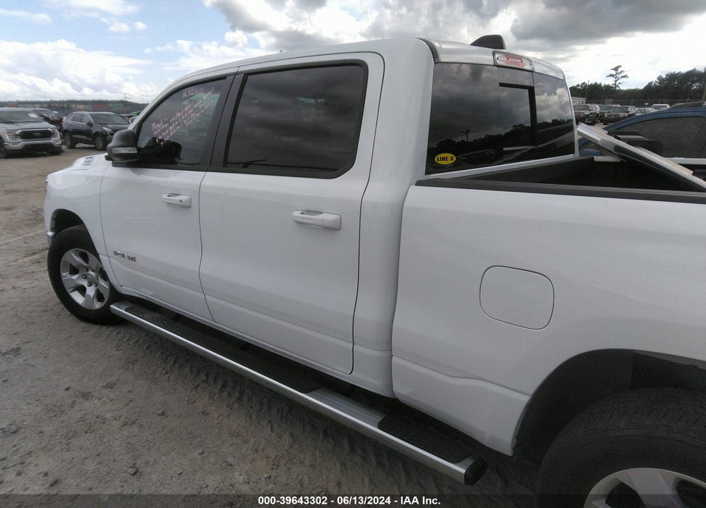 2022 RAM 1500 BIG HORN 4X2 6'4 BOX VIN: 1C6RREMT9NN467823