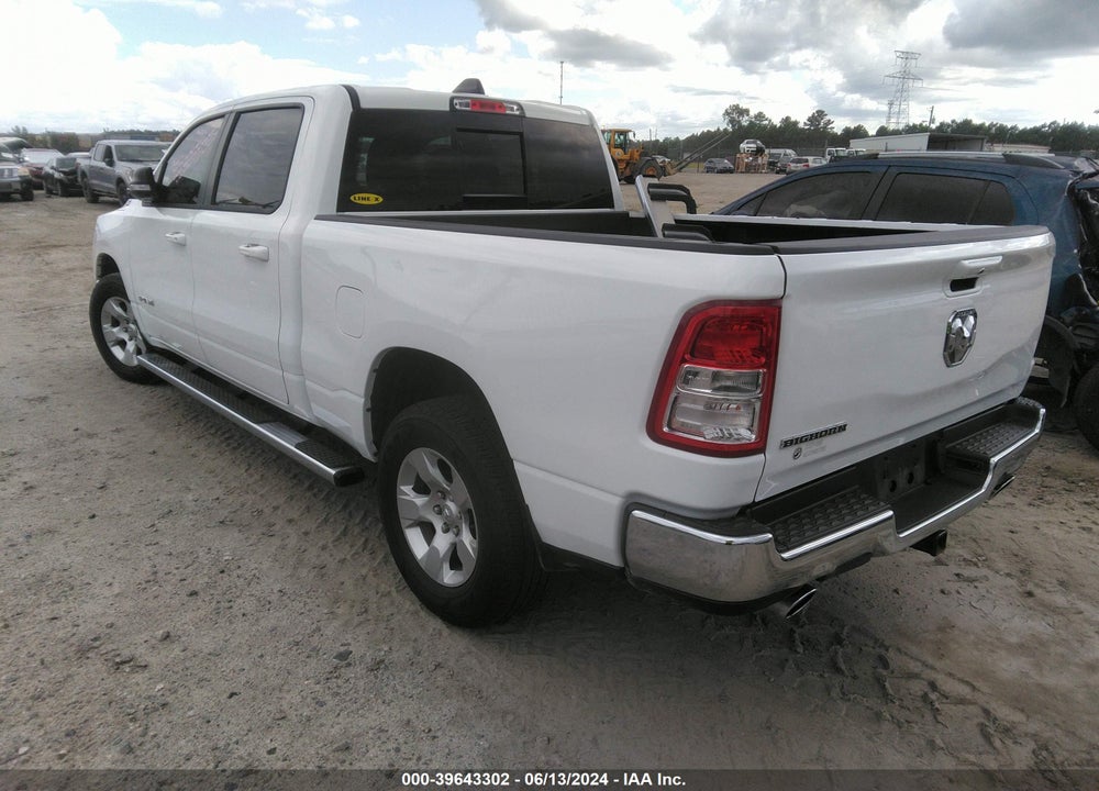2022 RAM 1500 BIG HORN 4X2 6'4 BOX VIN: 1C6RREMT9NN467823