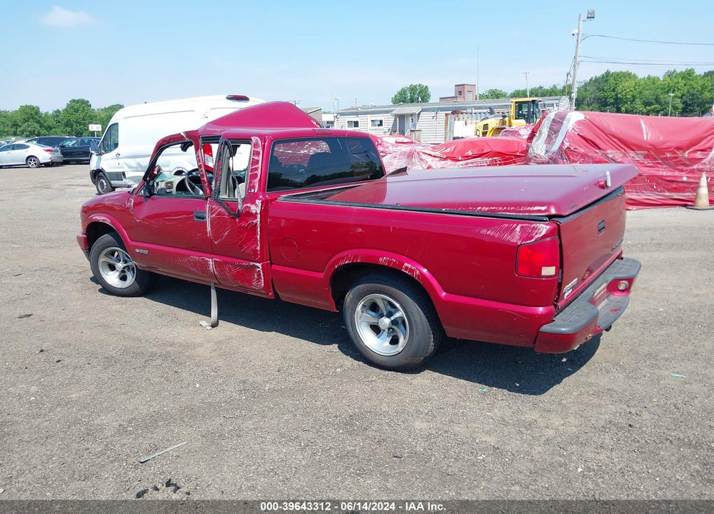 2002 CHEVROLET S-10 VIN: 1GCCS19WX28160900