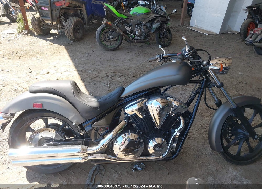 2016 HONDA VT1300 CX VIN: JH2SC6129GK100123
