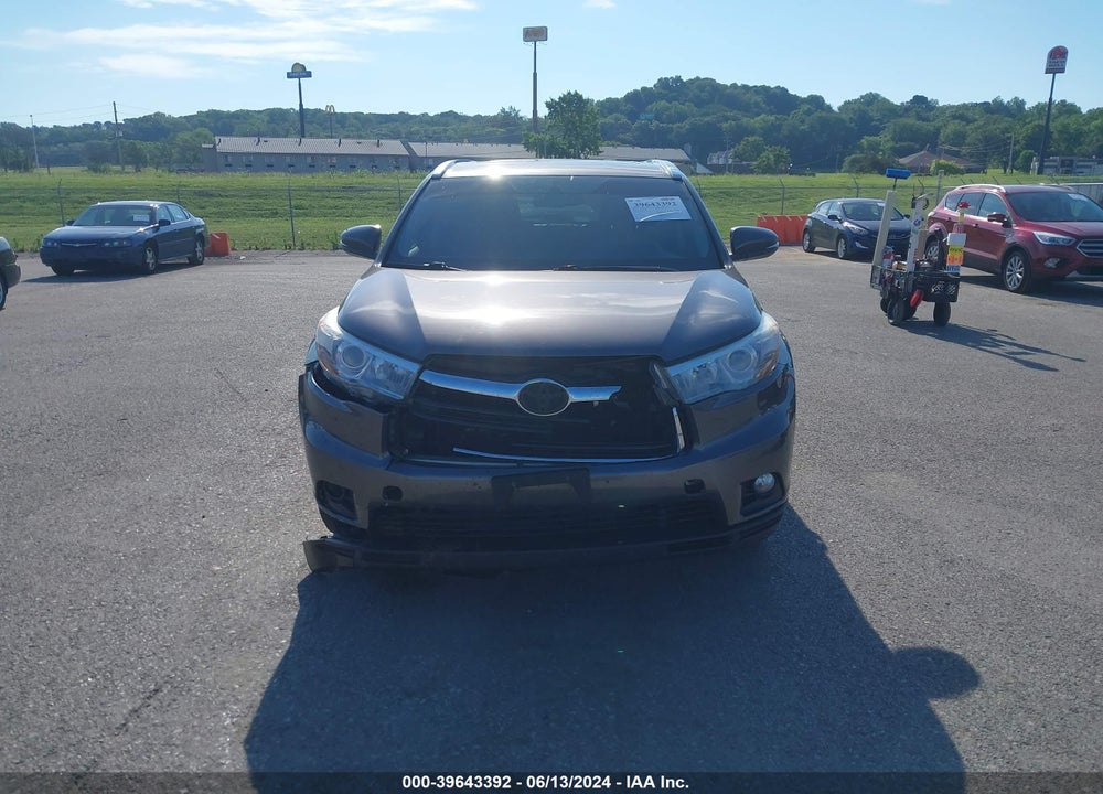 2016 TOYOTA HIGHLANDER XLE V6 VIN: 5TDJKRFH3GS237685