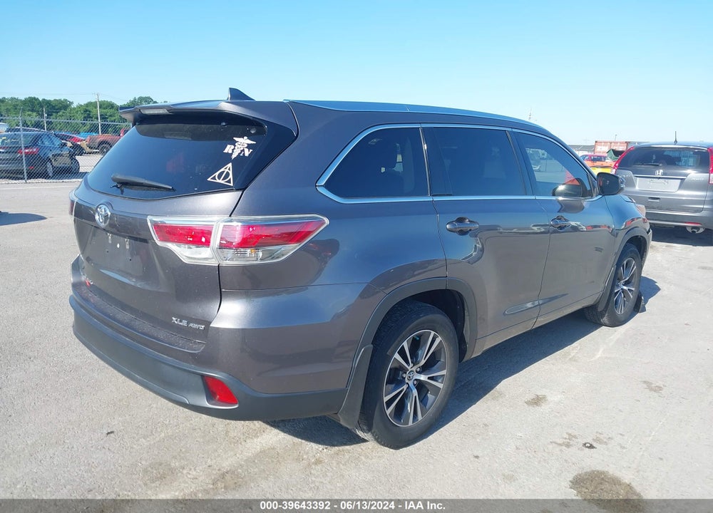 2016 TOYOTA HIGHLANDER XLE V6 VIN: 5TDJKRFH3GS237685