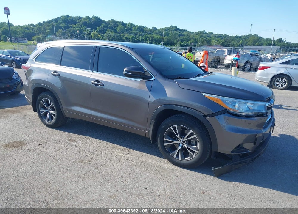2016 TOYOTA HIGHLANDER XLE V6 VIN: 5TDJKRFH3GS237685