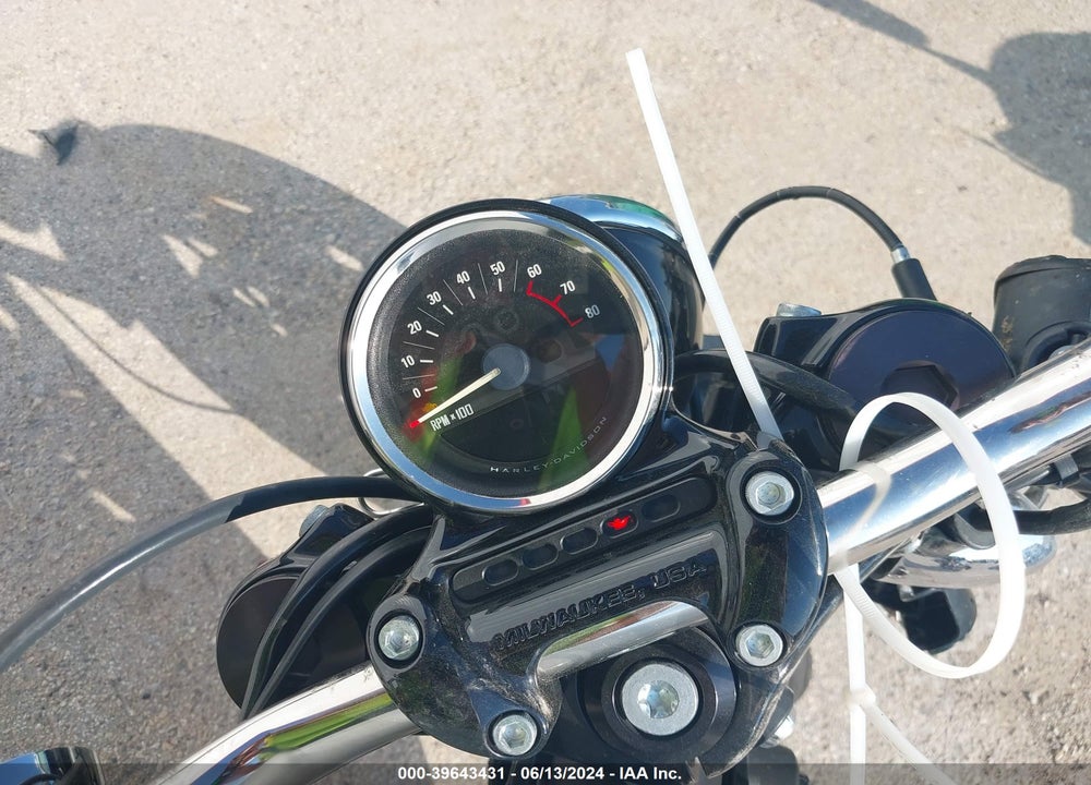2020 HARLEY-DAVIDSON XL1200 CX VIN: 1HD1LM314LB418415