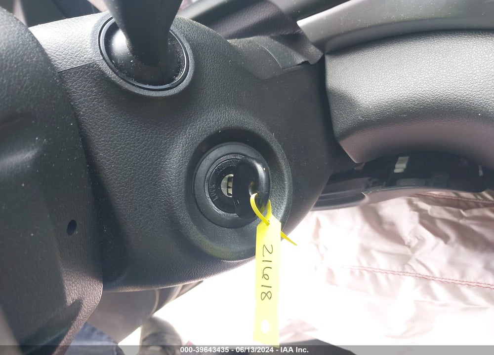 2020 HYUNDAI ELANTRA SE VIN: 5NPD74LF5LH503485
