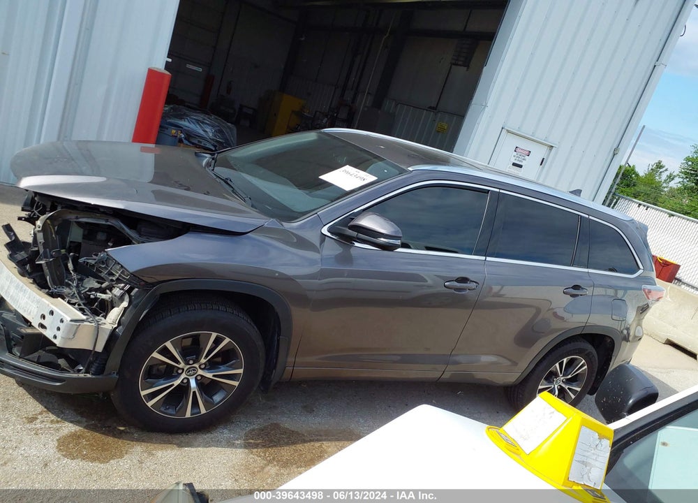 2016 TOYOTA HIGHLANDER XLE V6 VIN: 5TDJKRFH0GS278274