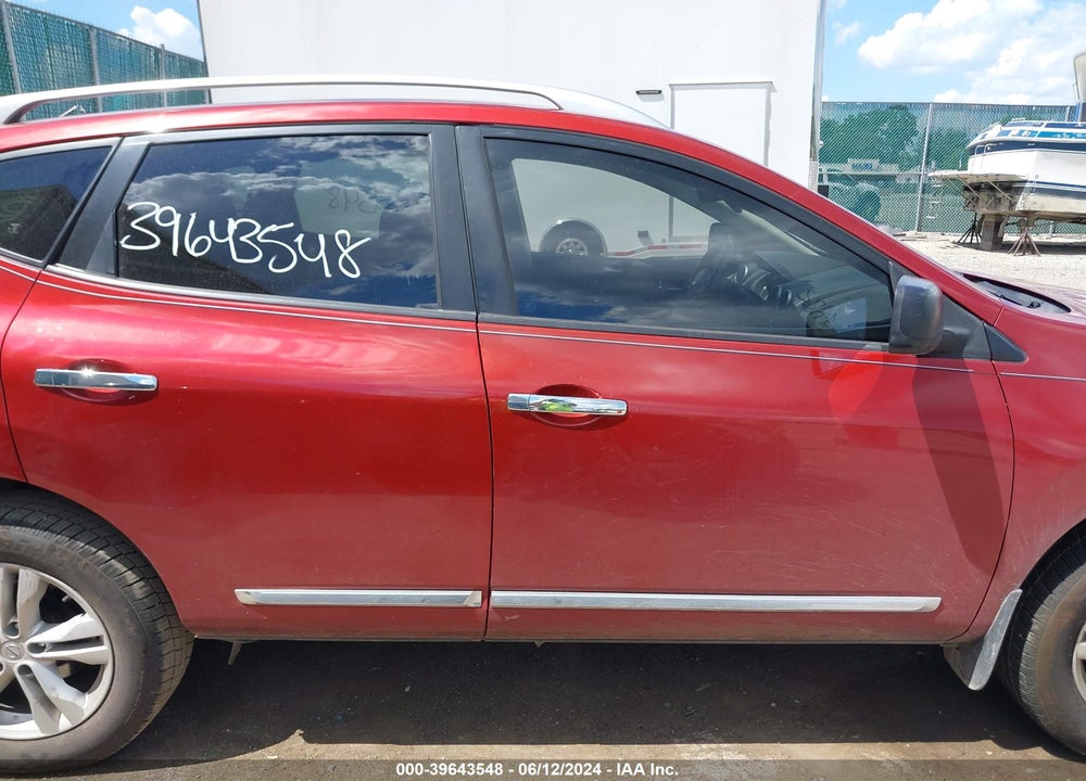 2015 NISSAN ROGUE SELECT S VIN: JN8AS5MT1FW670585
