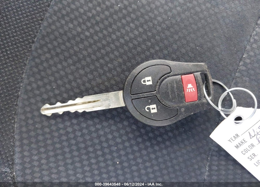 2015 NISSAN ROGUE SELECT S VIN: JN8AS5MT1FW670585